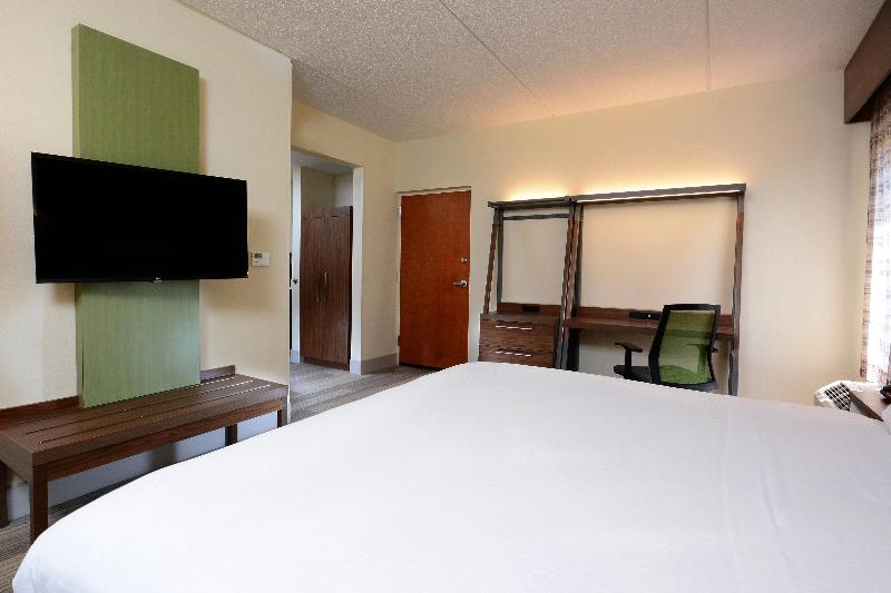 Holiday Inn Express and Suites Research Triangle P