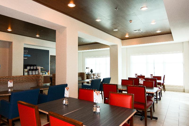 Holiday Inn Express &Suites Rolla Univ of Missouri image