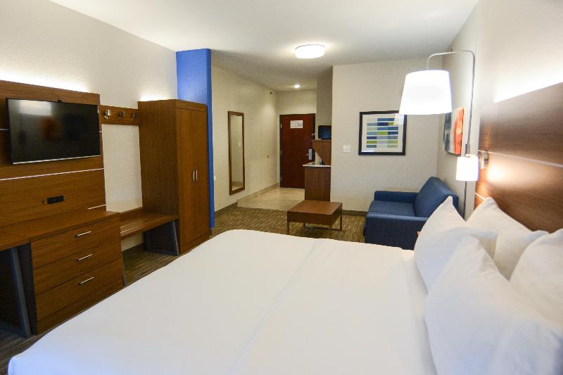 Holiday Inn Express &Suites Rolla Univ of Missouri image
