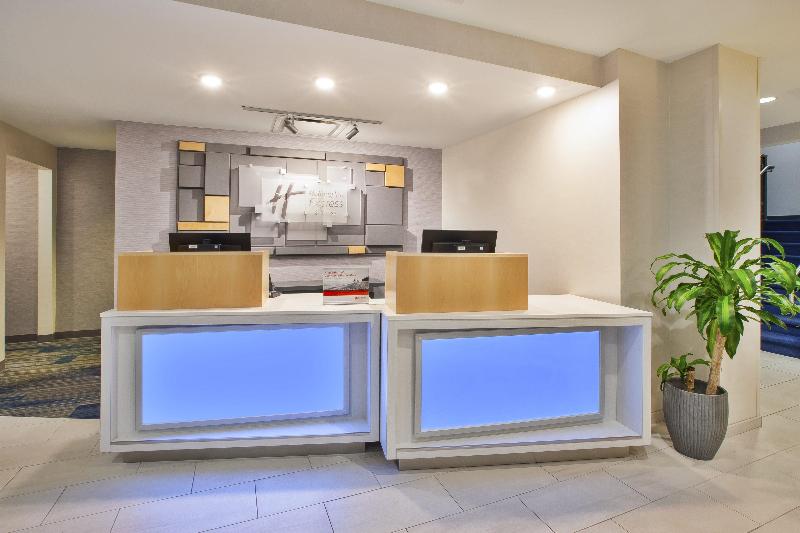 Holiday Inn Express and Suites Rochester Victor image