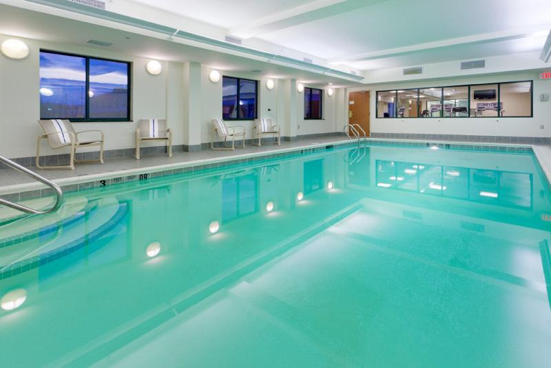 Holiday Inn Express and Suites Rochester Victor image