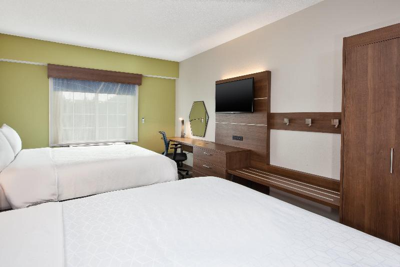Holiday Inn Express & Suites Warrenton, an IHG image