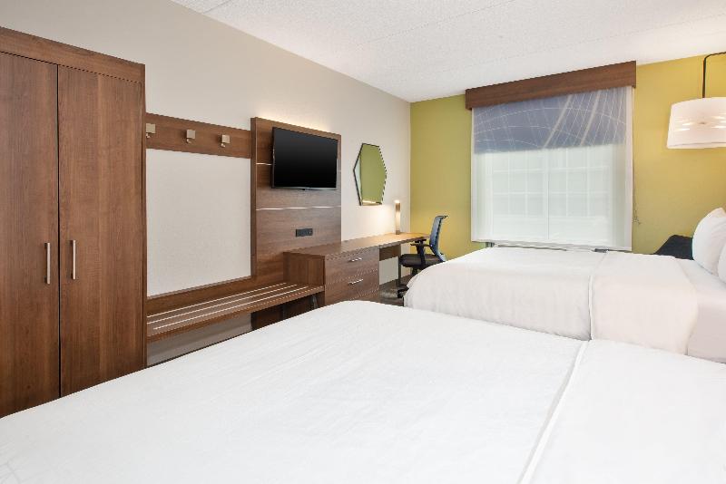 Holiday Inn Express & Suites Warrenton, an IHG image