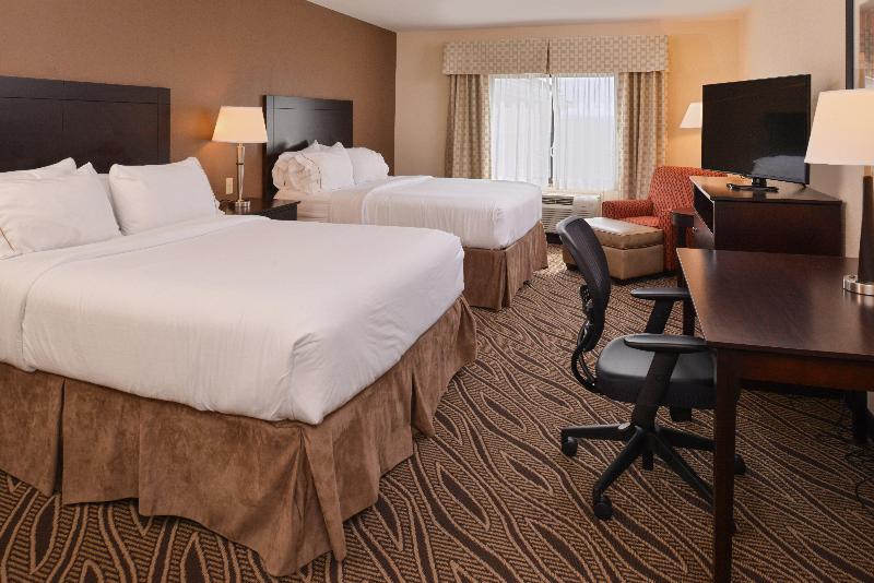 Holiday Inn Express and Suites Washington Meadow L photo 9