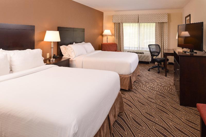 Holiday Inn Express and Suites Washington Meadow L photo 10
