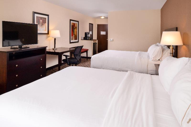 Holiday Inn Express and Suites Washington Meadow L photo 11
