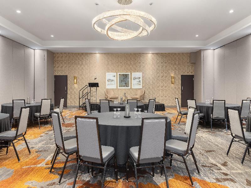 DoubleTree by Hilton Kitchener image