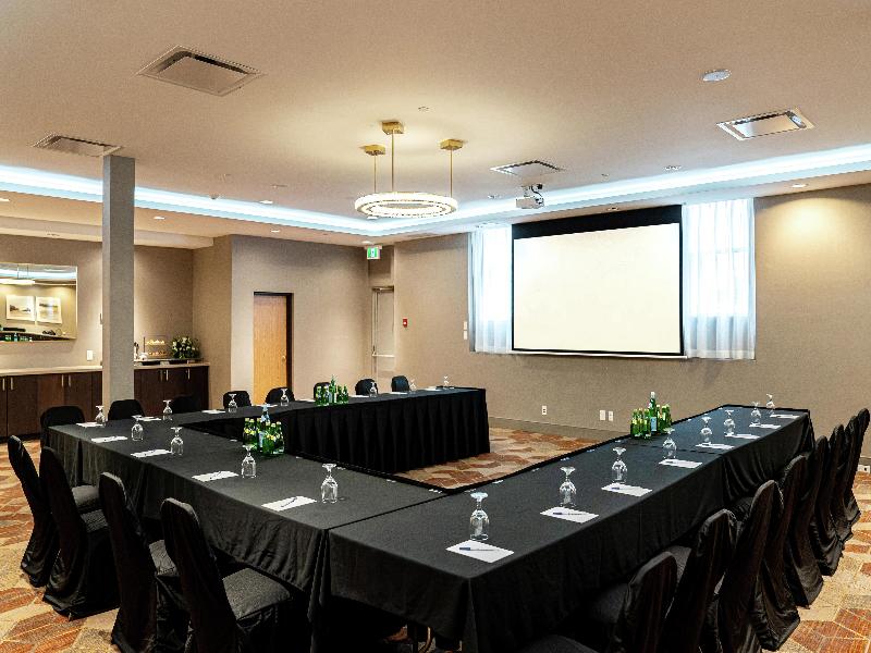 DoubleTree by Hilton Kitchener image