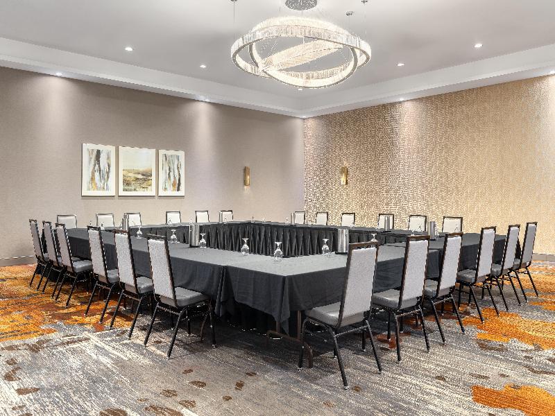 DoubleTree by Hilton Kitchener image
