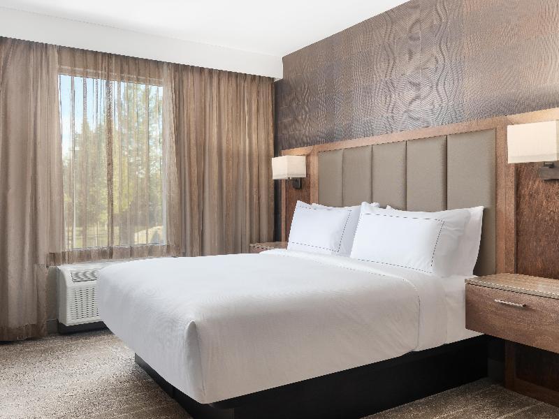 DoubleTree by Hilton Kitchener image