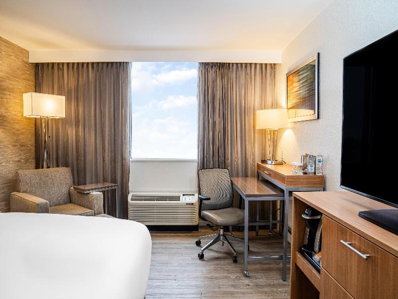 DoubleTree by Hilton Kitchener image
