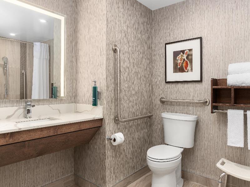 DoubleTree by Hilton Kitchener image