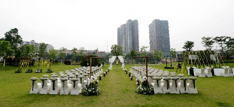 Hualuxe Yangjiang City Center image