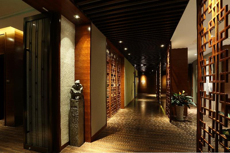 Hualuxe Yangjiang City Center image