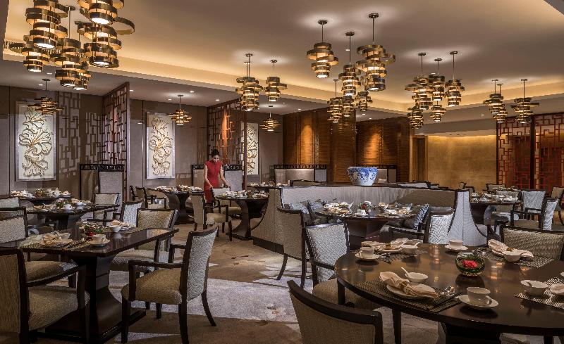 Hualuxe Yangjiang City Center image