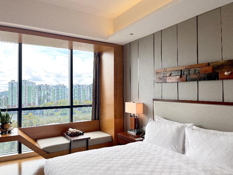 Hualuxe Yangjiang City Center image