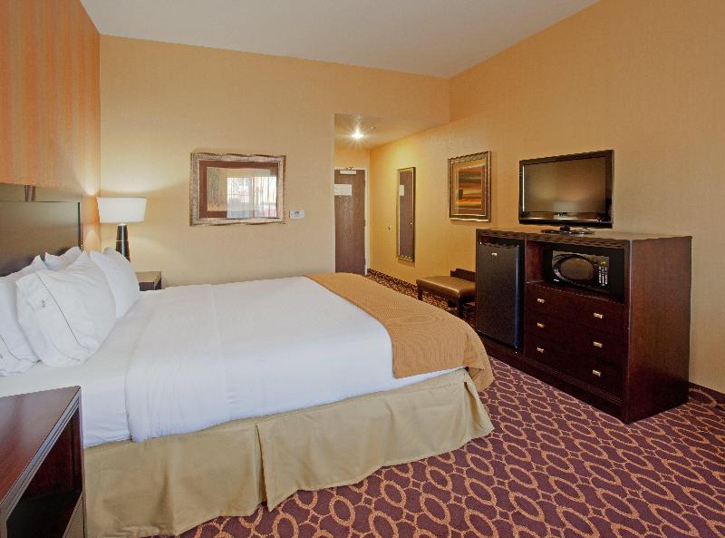 Holiday Inn Express & Suites Sacramento NE Cal Exp photo 23