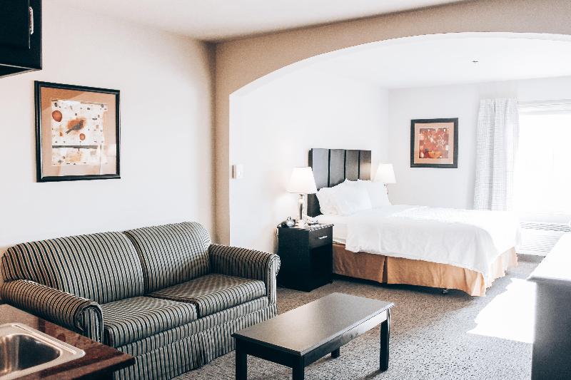 Lucille's Hotel image