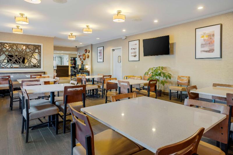 Best Western Plus Warsaw image