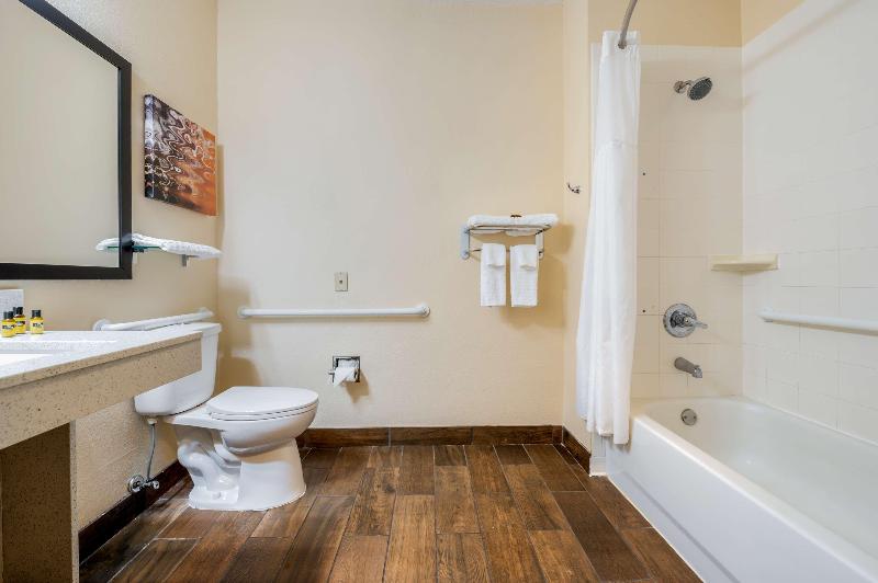 Best Western Plus Warsaw image 7