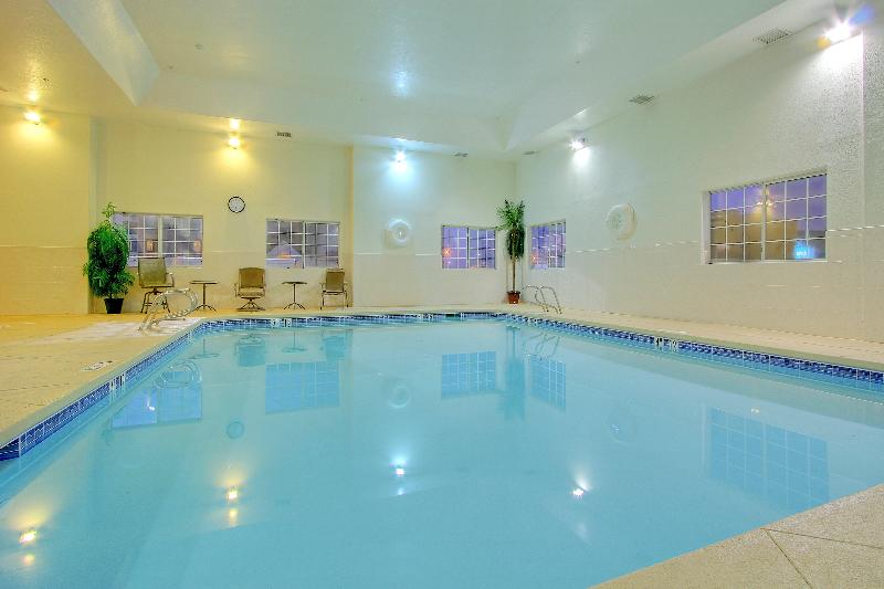 Holiday Inn Hotel and Suites Albuquerque Airport