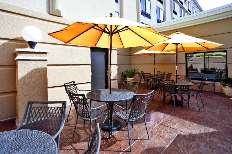 Holiday Inn & Suites Ann Arbor Univ. Michigan Area