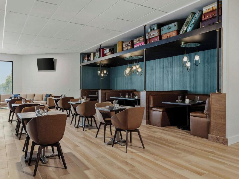 Delta Hotels Bristol image