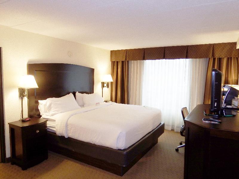 Holiday Inn & Suites Charleston West By IHG photo 18