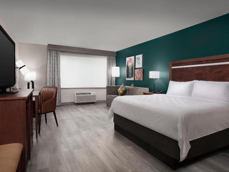 Holiday Inn & Suites Durango Downtown By IHG image