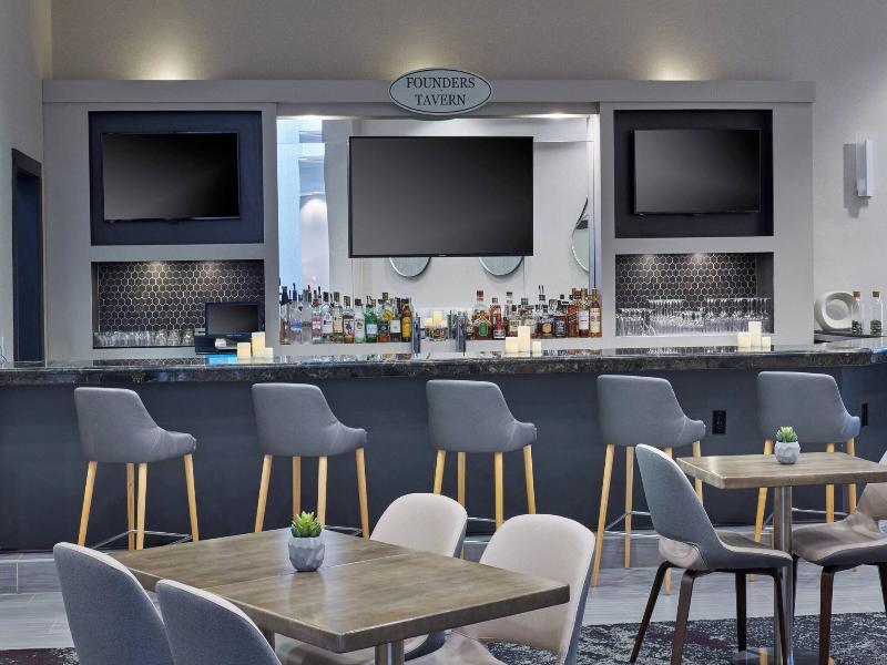 Delta Hotels by Marriott Detroit Novi image