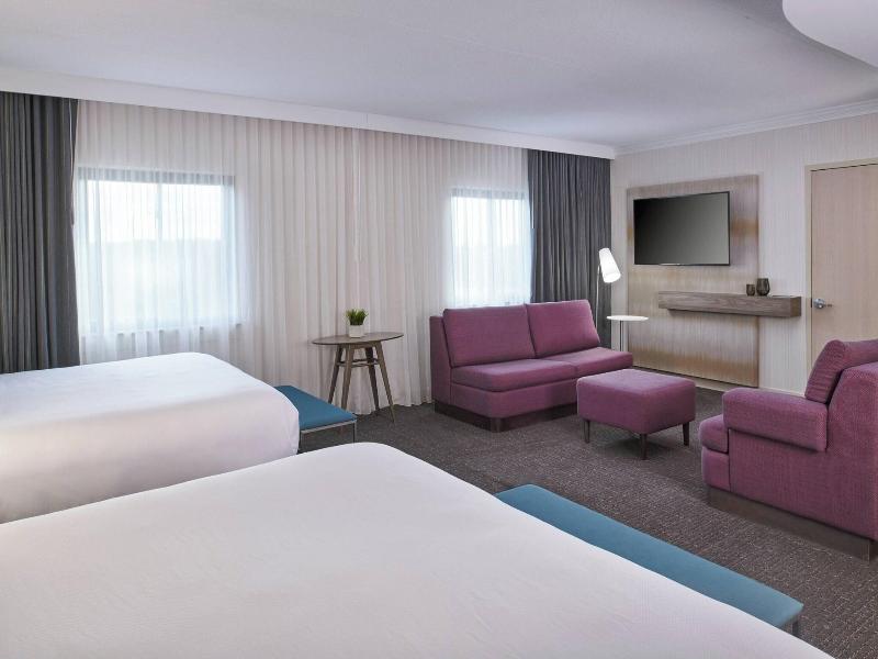 Delta Hotels by Marriott Detroit Novi image