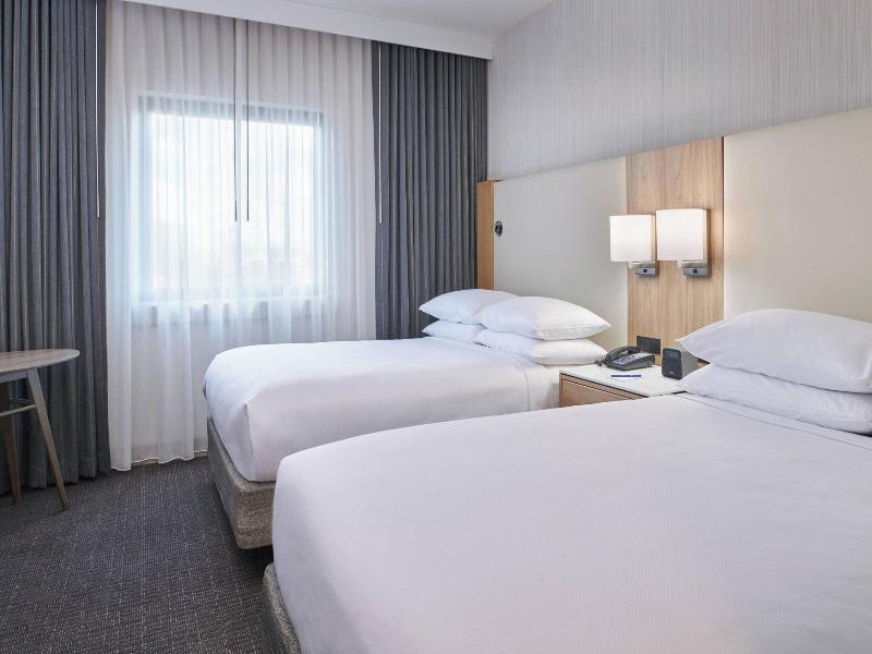 Delta Hotels by Marriott Detroit Novi image