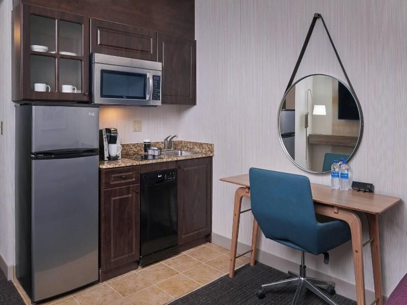 Delta Hotels by Marriott Detroit Novi image