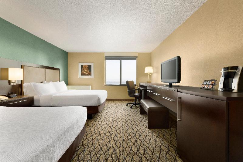 Holiday Inn & Suites Duluth-Downtown photo 20