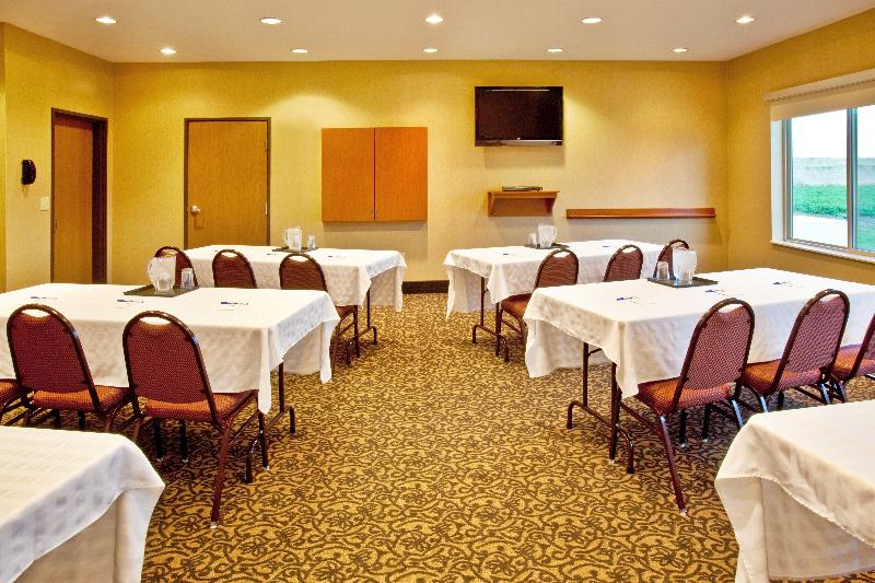 Holiday Inn Express & Suites Sheldon By IHG image