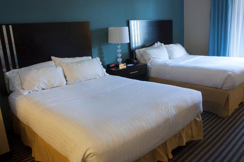 Holiday Inn Express Youngstown West Austintown photo 19