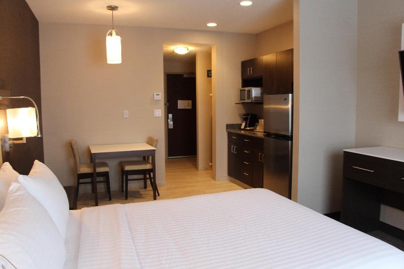 Holiday Inn Express and Suites Cold Lake photo 16