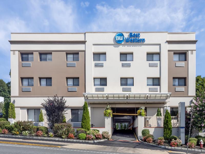 Best Western Roslyn-Long Island Hotel image