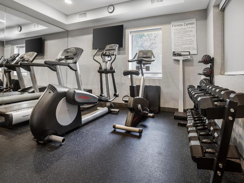 Best Western Roslyn-Long Island Hotel image