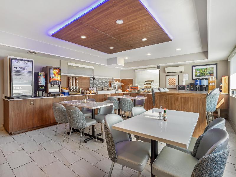 Best Western Roslyn-Long Island Hotel image