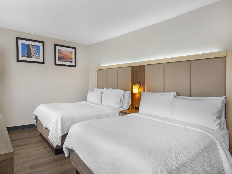 Best Western Roslyn-Long Island Hotel image