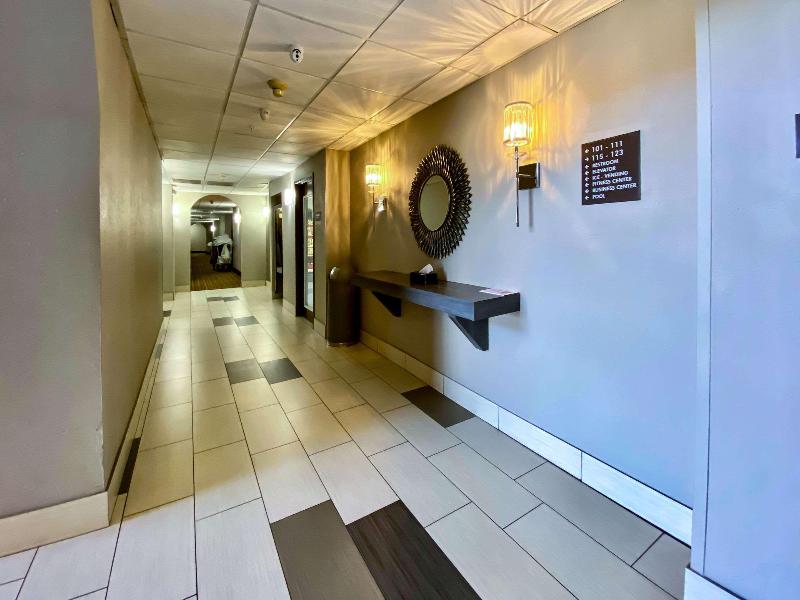 Holiday Inn Express Owasso image