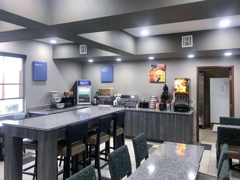 Holiday Inn Express Owasso image