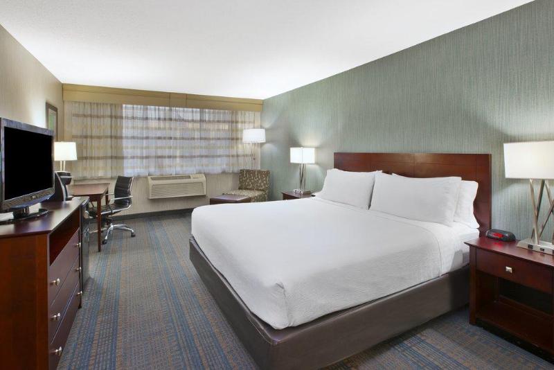 Holiday Inn Columbus Dwtn Capitol Square image