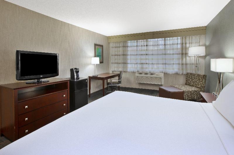 Holiday Inn Columbus Dwtn Capitol Square image