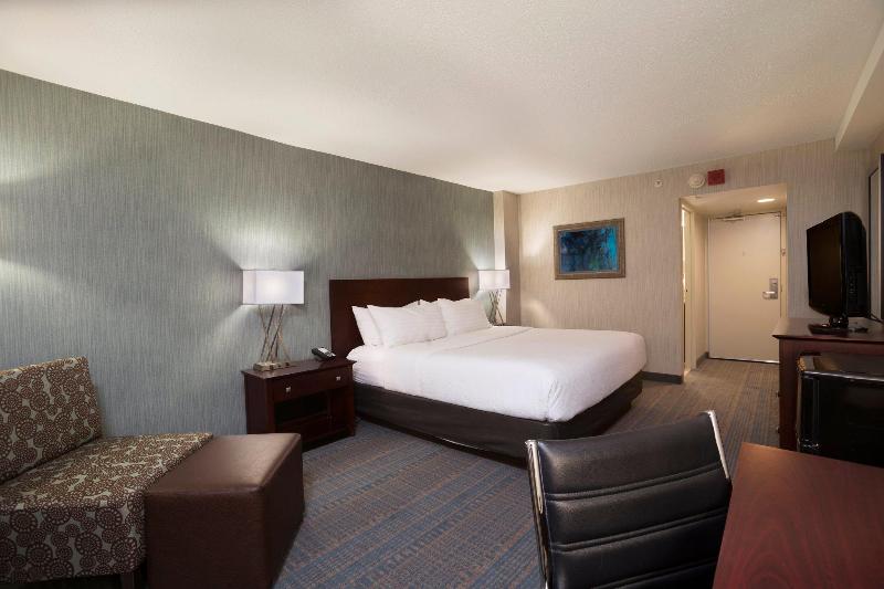 Holiday Inn Columbus Dwtn Capitol Square image