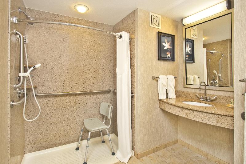 Holiday Inn Green Bay Stadium — photo 22
