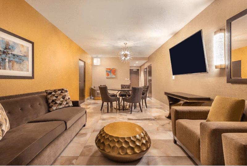 Crowne Plaza Shenandoah image