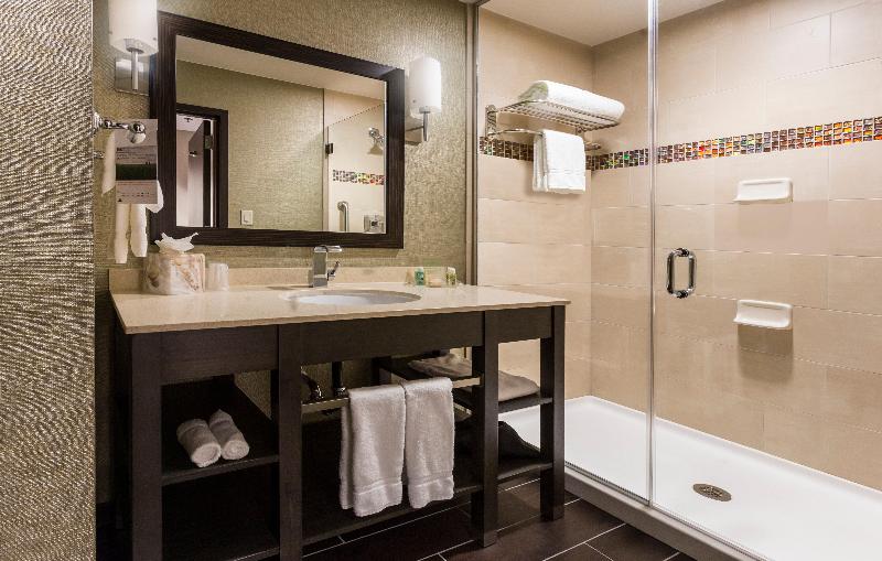 Crowne Plaza Shenandoah image