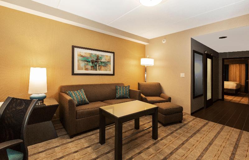 Crowne Plaza Shenandoah image